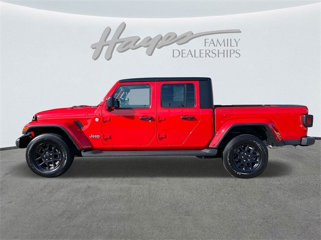 2023 Jeep Gladiator Overland