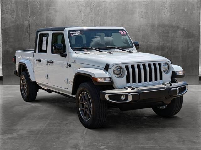 2023 Jeep Gladiator Overland