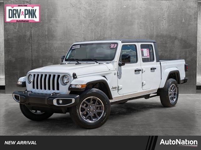 2023 Jeep Gladiator Overland