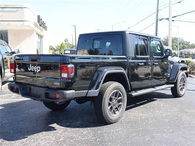 2023 Jeep Gladiator Overland