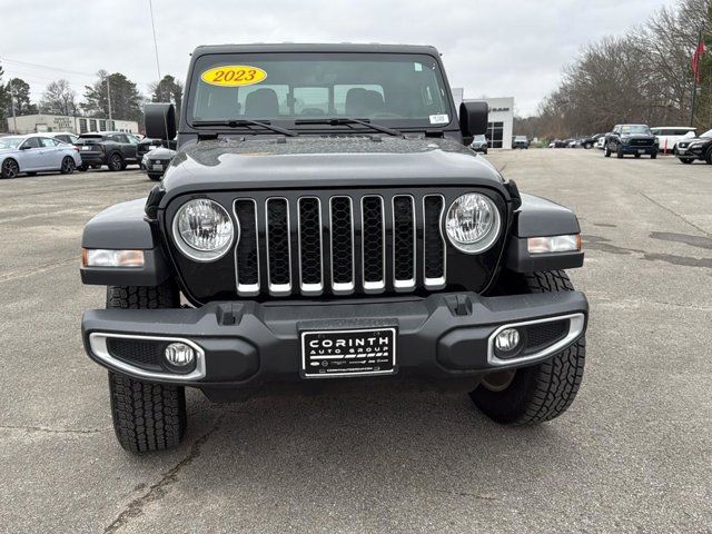 2023 Jeep Gladiator Overland