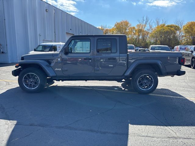 2023 Jeep Gladiator Overland