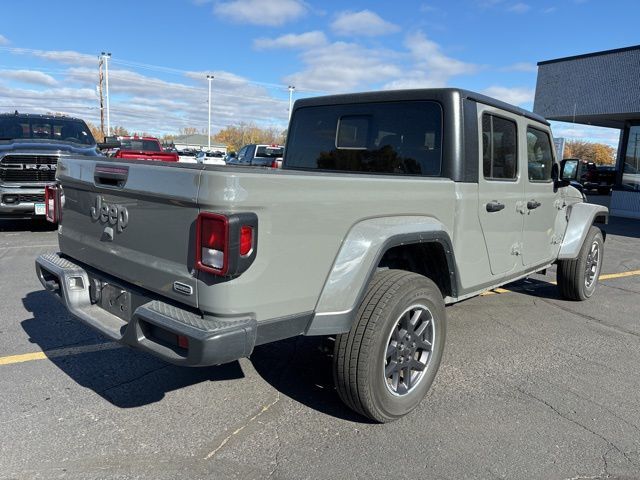 2023 Jeep Gladiator Overland