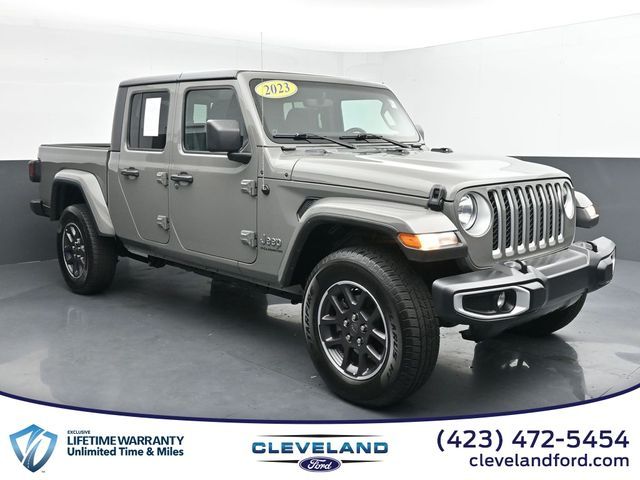 2023 Jeep Gladiator Overland