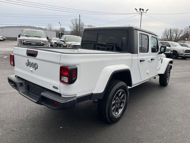 2023 Jeep Gladiator Overland