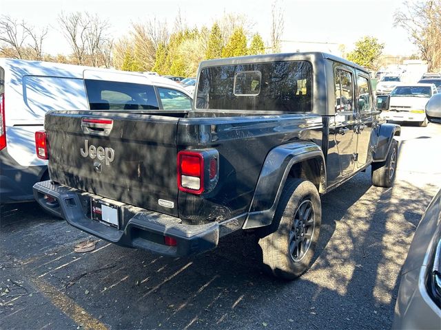 2023 Jeep Gladiator Overland