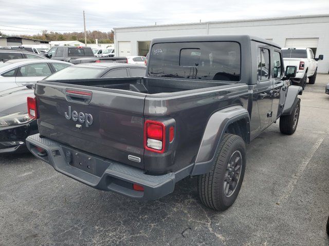 2023 Jeep Gladiator Overland