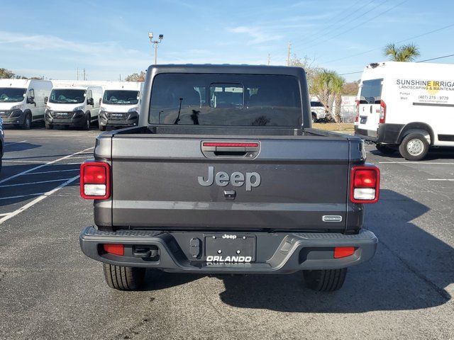 2023 Jeep Gladiator Overland