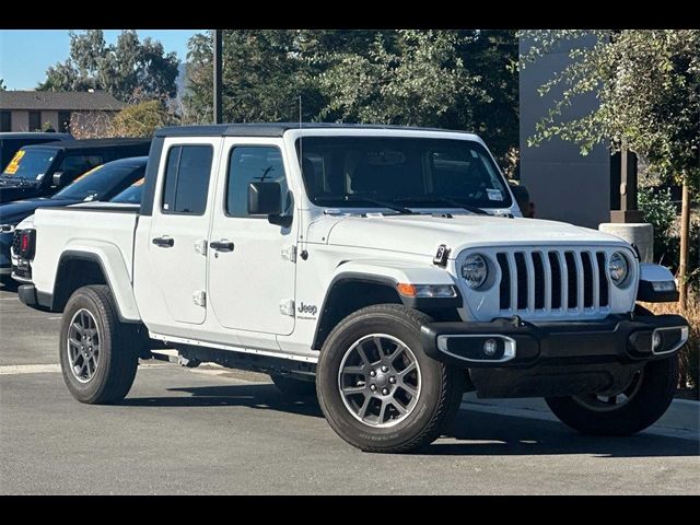 2023 Jeep Gladiator Overland