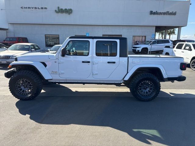 2023 Jeep Gladiator Overland