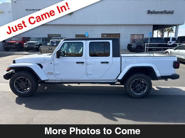 2023 Jeep Gladiator Overland