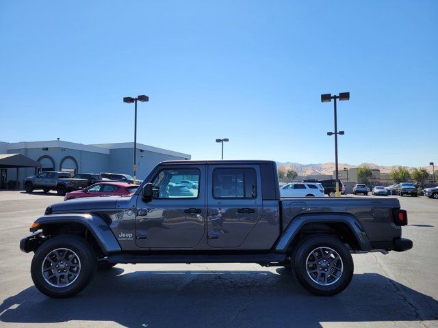 2023 Jeep Gladiator Overland