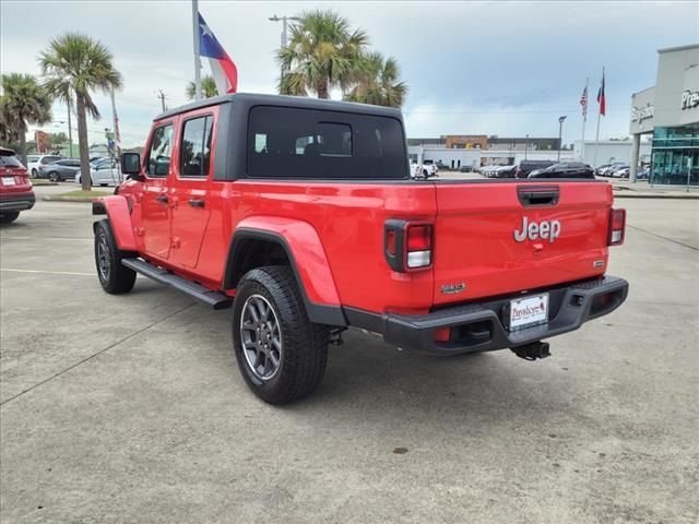 2023 Jeep Gladiator Overland