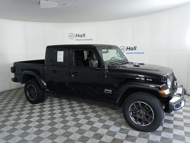 2023 Jeep Gladiator Overland