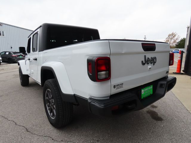 2023 Jeep Gladiator Overland