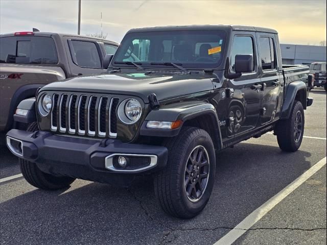 2023 Jeep Gladiator Overland