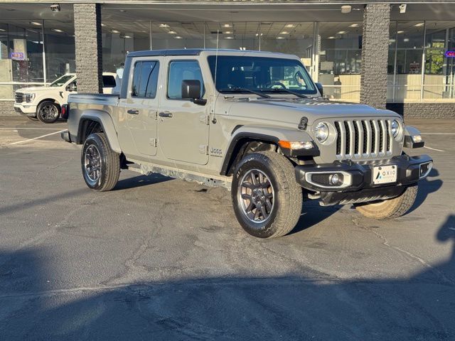 2023 Jeep Gladiator Overland