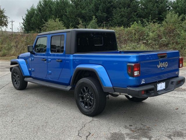 2023 Jeep Gladiator Overland