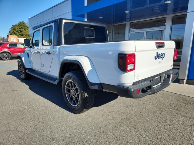 2023 Jeep Gladiator Overland