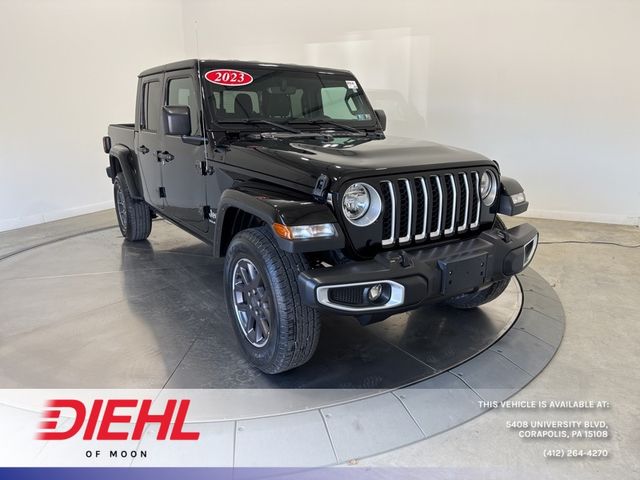 2023 Jeep Gladiator Overland