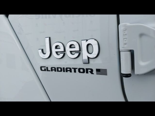 2023 Jeep Gladiator Overland