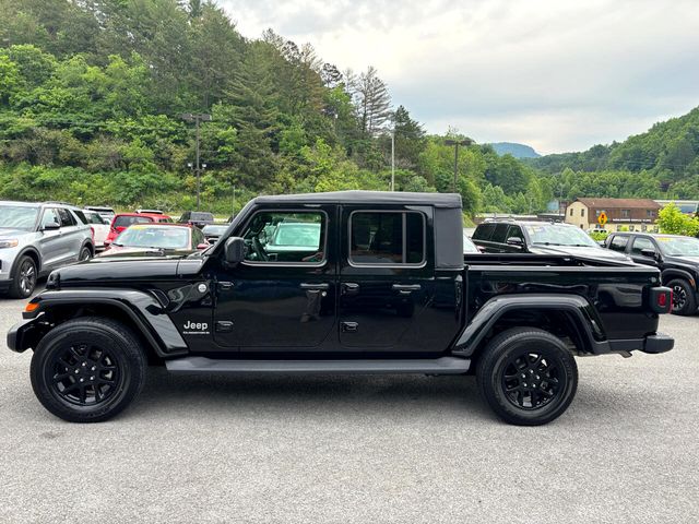 2023 Jeep Gladiator Overland