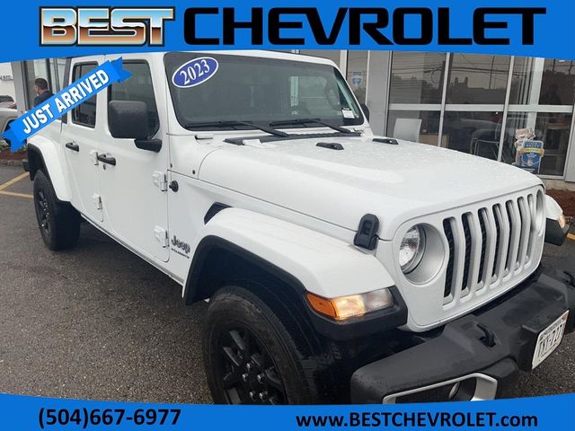 2023 Jeep Gladiator Overland