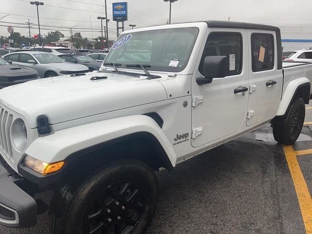 2023 Jeep Gladiator Overland