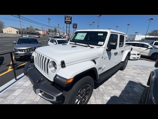 2023 Jeep Gladiator Overland