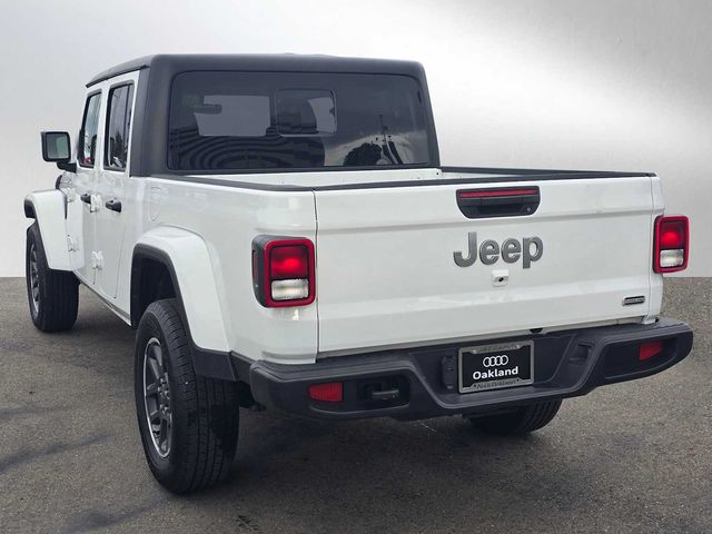 2023 Jeep Gladiator Overland