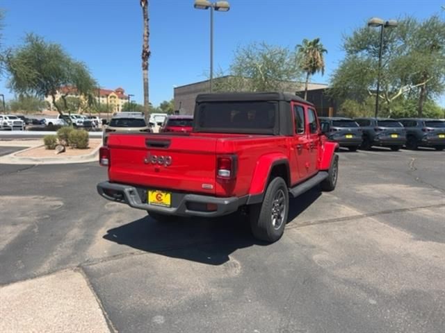 2023 Jeep Gladiator Overland