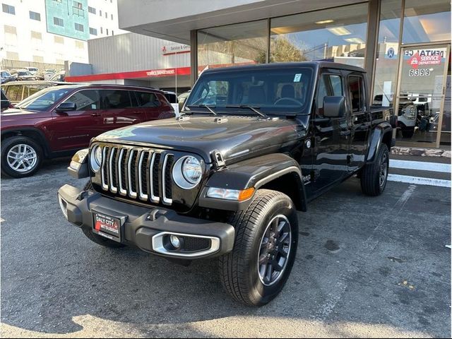 2023 Jeep Gladiator Overland