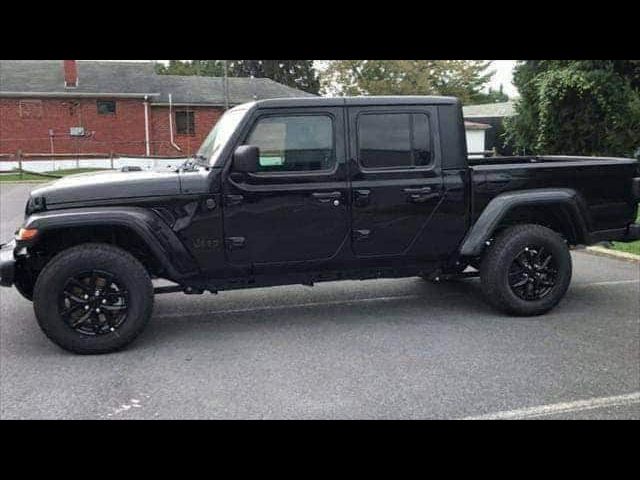 2023 Jeep Gladiator Sport S