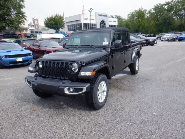 2023 Jeep Gladiator Sport S