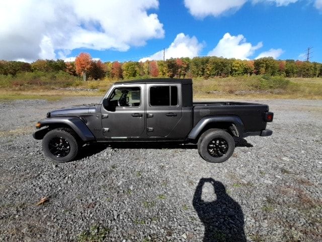 2023 Jeep Gladiator Sport S