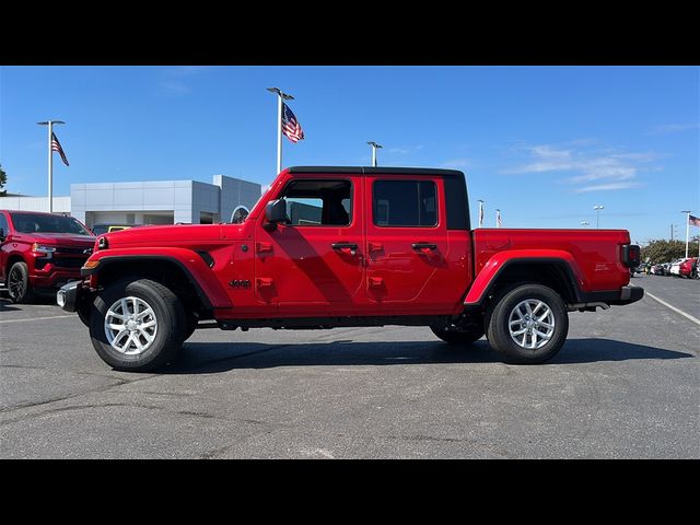 2023 Jeep Gladiator Sport S