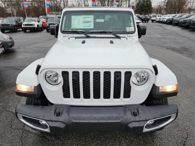 2023 Jeep Gladiator Sport S
