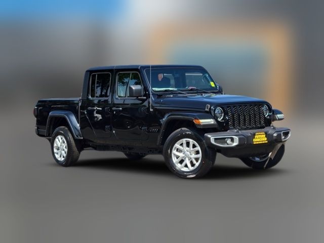 2023 Jeep Gladiator Sport S