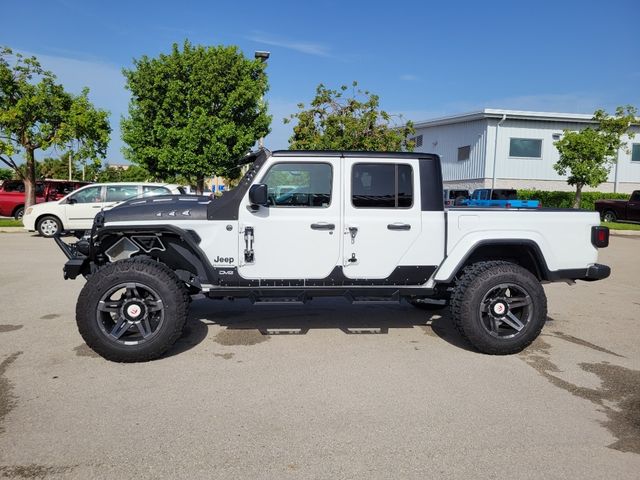 2023 Jeep Gladiator Willys