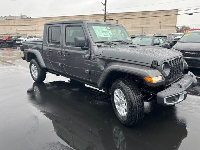 2023 Jeep Gladiator Sport