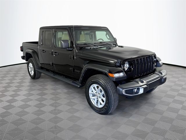 2023 Jeep Gladiator Sport S
