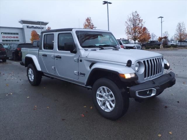 2023 Jeep Gladiator Sport S