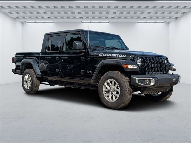 2023 Jeep Gladiator Sport S