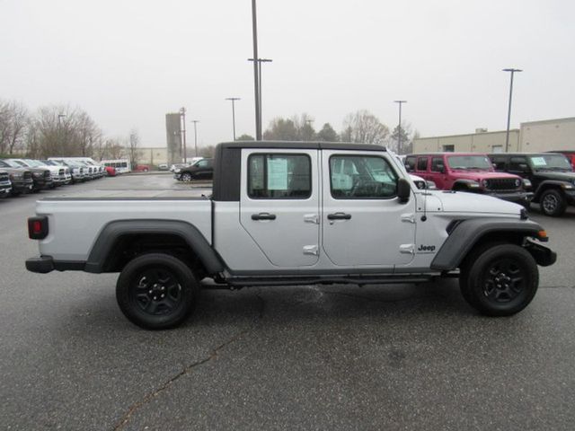 2023 Jeep Gladiator Sport