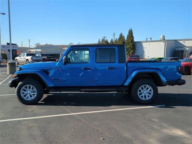 2023 Jeep Gladiator Sport S