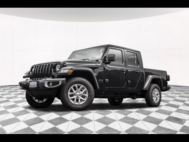 2023 Jeep Gladiator 