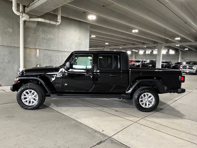 2023 Jeep Gladiator Sport S