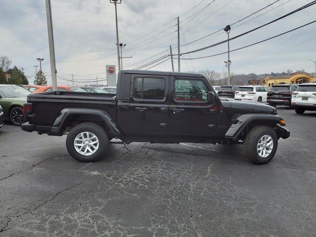 2023 Jeep Gladiator Sport S