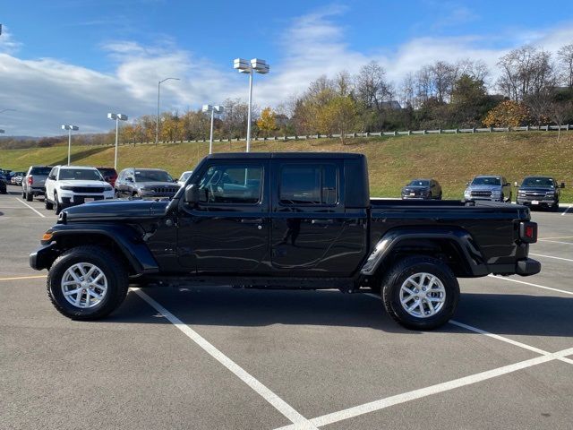 2023 Jeep Gladiator Sport S