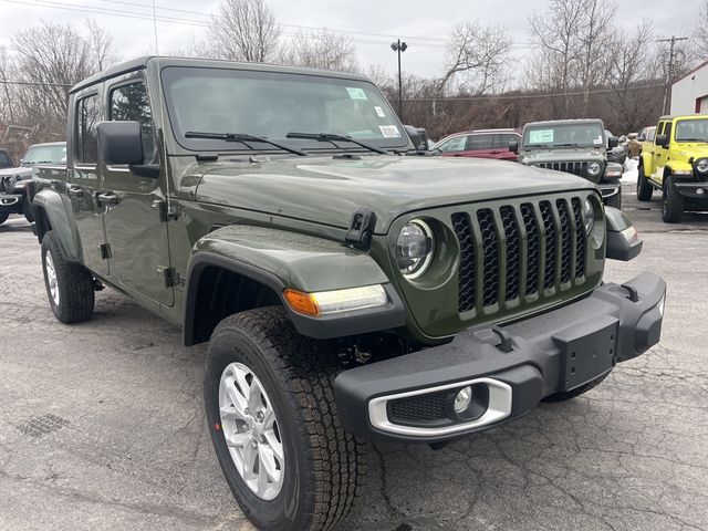 2023 Jeep Gladiator Sport S